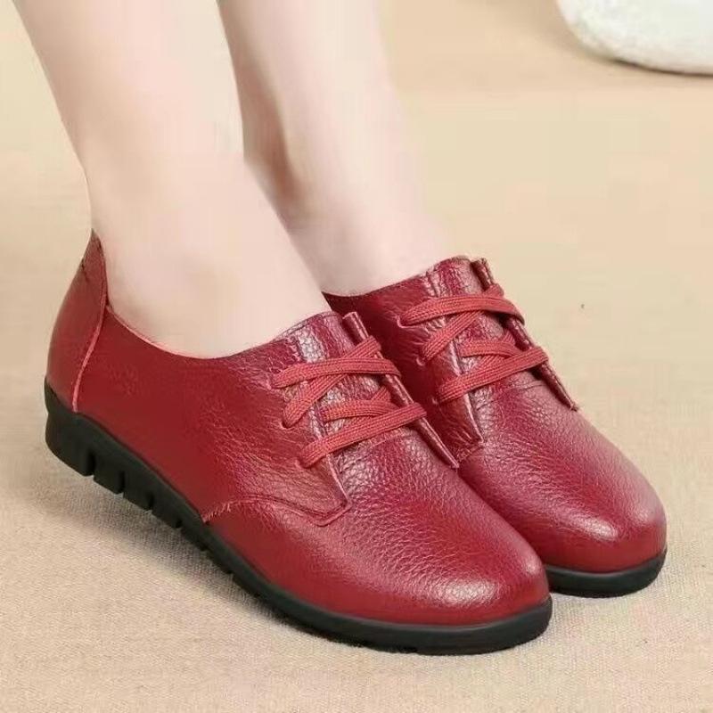 

Spring and autumn new soft leather casual leather shoes mother shoes flat heel soft sole non-slip Doudou shoes middle-aged and elderly comfortable wo 40