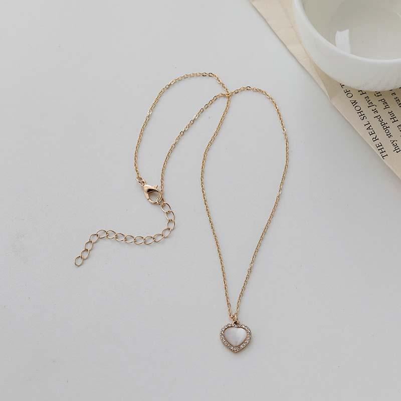 Love necklace women s niche new clavicle chain simple design neck chain accessories золотой