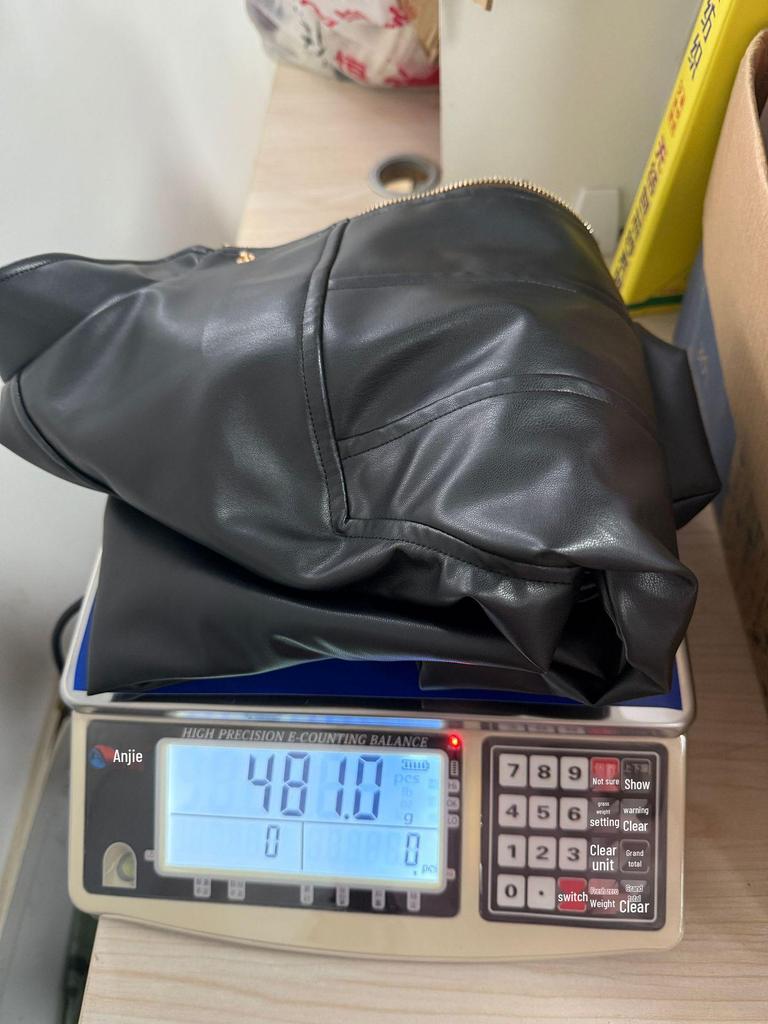 2025 Retro Slim-Fit Stand-Collar Leather Jacket for Women