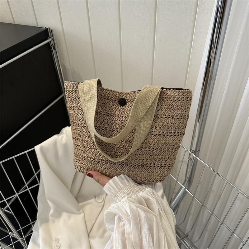 Straw Woven Large Capacity Temperament Handbag New Summer Fashion Casual Bag Popular One-shoulder Bucket Bag