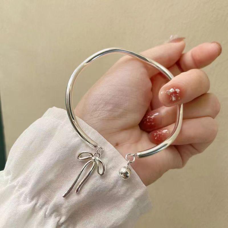 Sweet Princess Bowknot Möbius Silver Bracelet