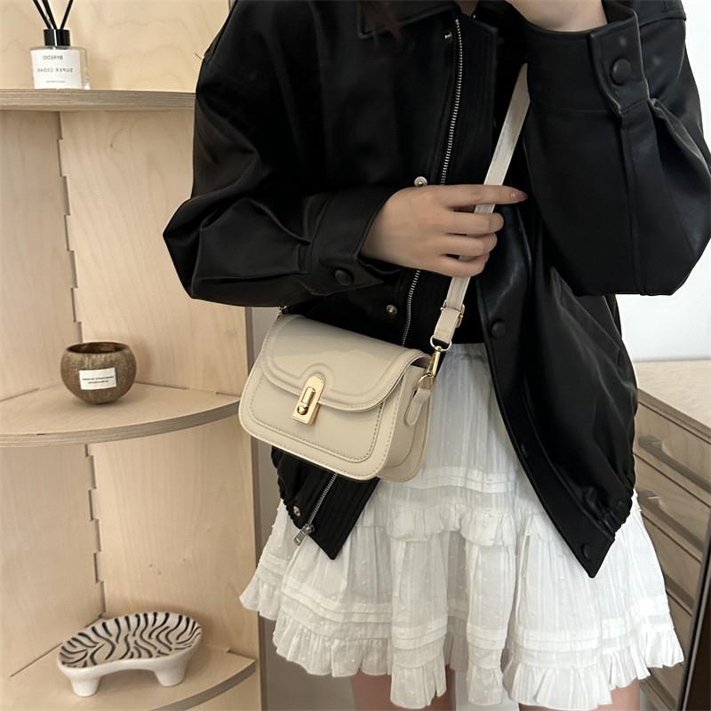 Trendy Retro Small Crossbody Square Bag For Autumn Elegant Casual Use Available In Black White Khaki And Brown