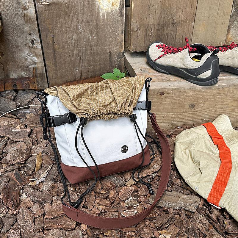 

2025 новая сетчатая сумка на шнурке, с цветной отделкой, на плечо, через плечо, для мужчин и женщин, для пар, повседневная и легкая, для активного отдыха, маленькая сумка-мессенджер хаки