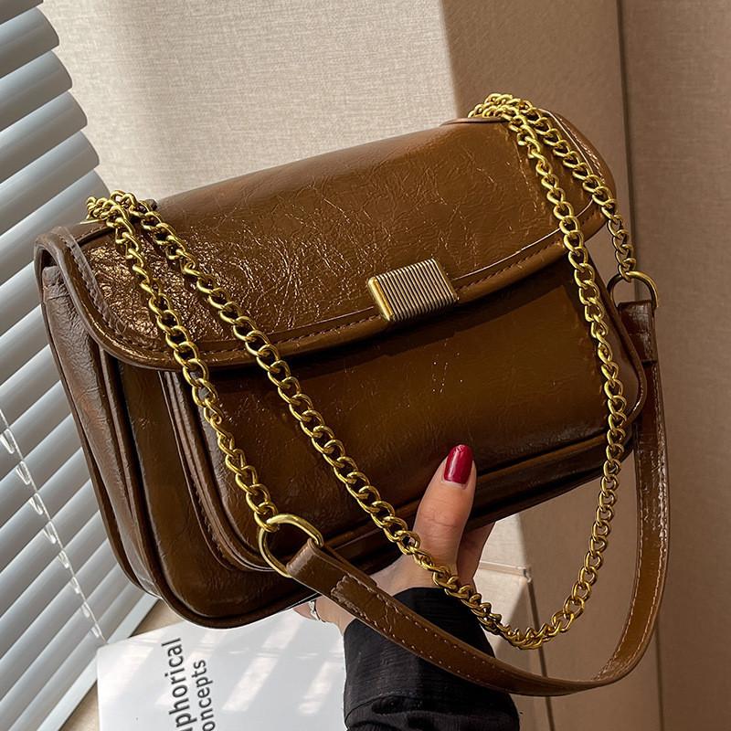 IELGY Versatile Fashion Retro Chain One Shoulder Crossbody Small Square Bag