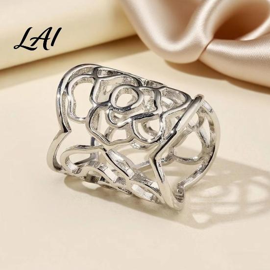 Geometric Scarf Clip Romantic Hollow Rose for Women Elegant Alloy Shawl Buckle Jewelry Gift Her Silk Scarves And Square Scarves Retro Floral