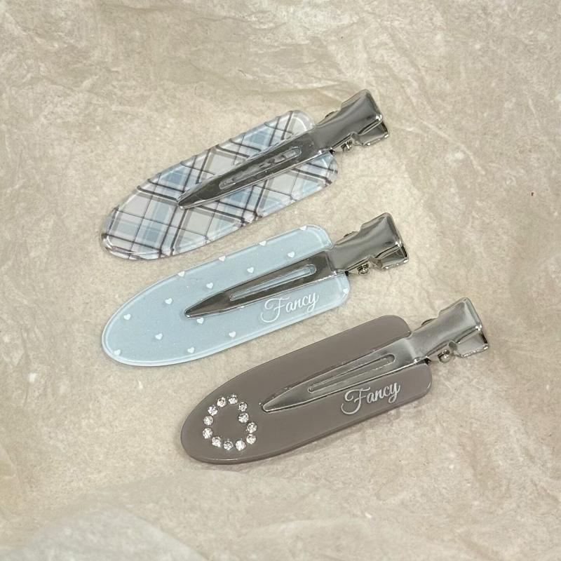 3Pcs Grid Patterned Heart-Shaped Hair Clip With No Trace On The Side Women'S Bangs Duckbill Headwear Y2K Gift