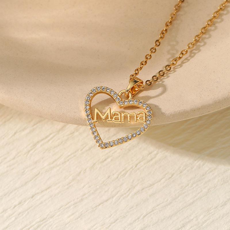 Titanium Steel Non-fading Necklace - European & American Style, Light Luxury, Versatile Korean Fashion, Perfect for Women and Girlfriend Gifts.
