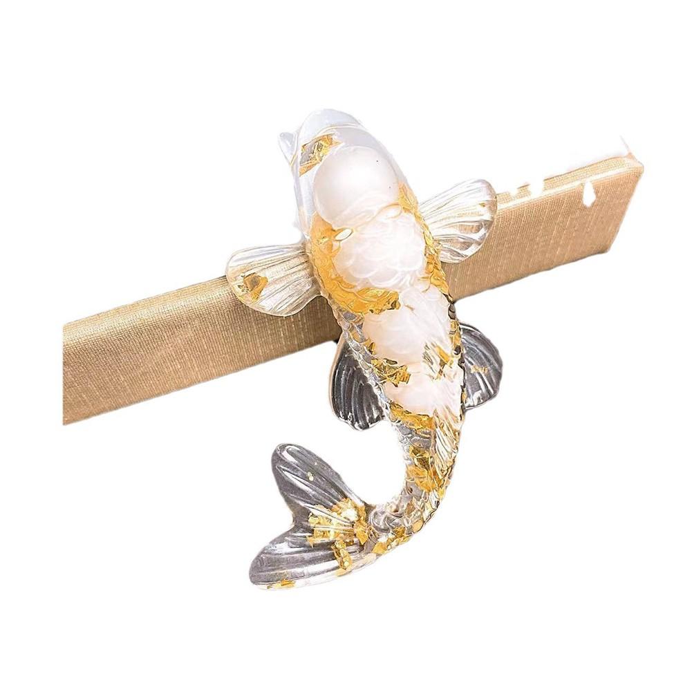 Charming Fish Ornament for Car and Home Decor Crafted from Natural For Crystal