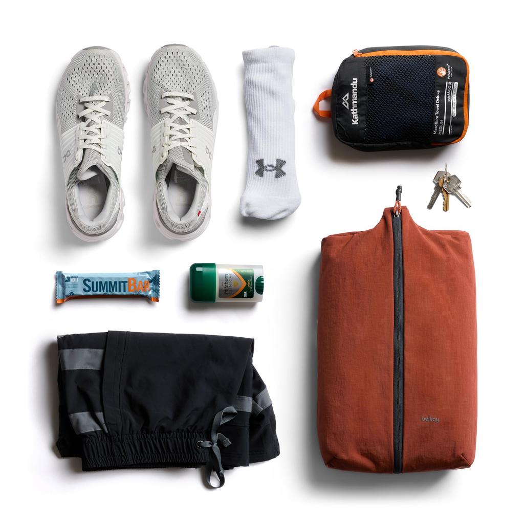 Bellroy Lekki organizer podróżny 10L, saszetka do pakowania zamykana na zamek błyskawiczny, na podróż, glina -