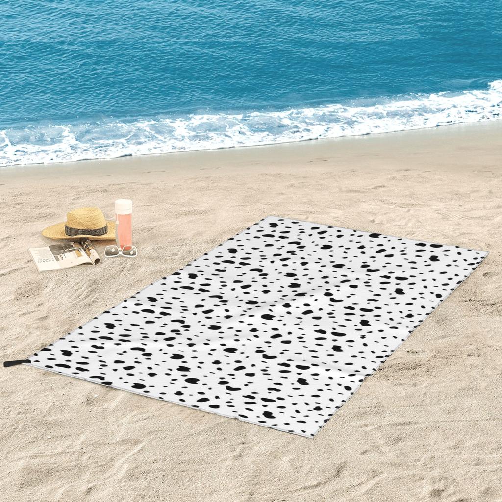 Dalmatian White and Black Dalmatian Dog Print Beach Towel Soft Microfiber Quick Dry Absorbent Quick Towels For Bath