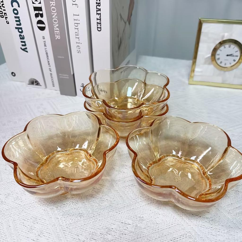 Jantarově zbarvená miska z okvětního skla Hodná Instagramu Domácí potřeby Salátová mísa a Dezertní miska