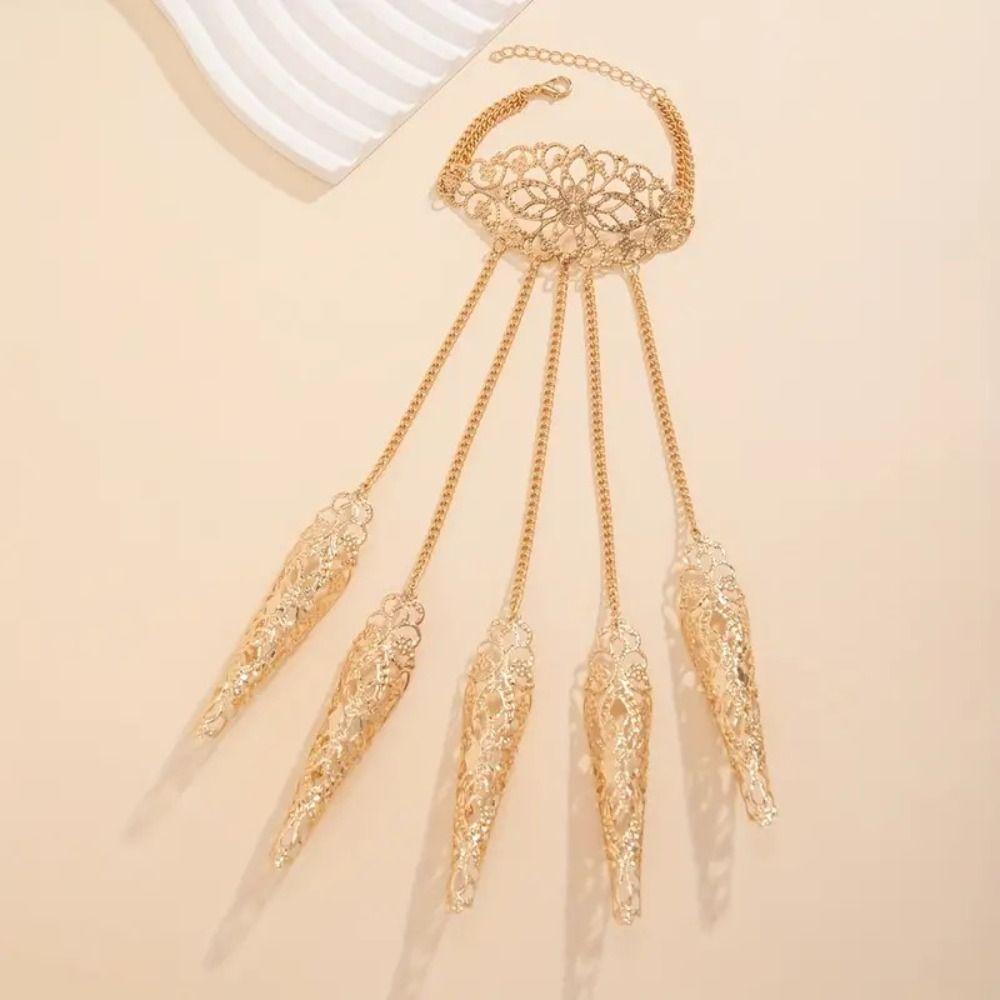 Exaggerated Mittens Bracelet Hollow Out Hand Back Chain Tapered Nail Chain Gothic Bracelet  Party