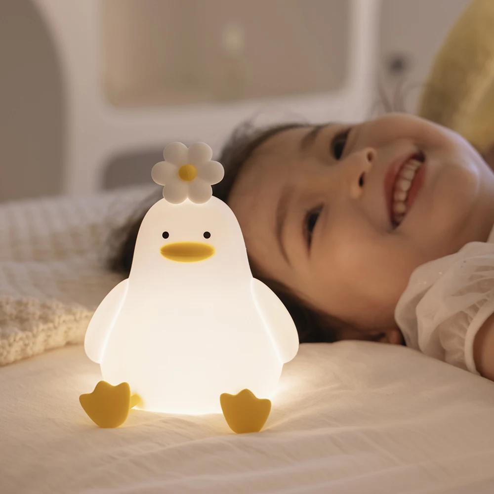 New Creative Little Cloud LED Night Light Bedside Soft Silicone Remote Control Pat Warm Night Light Lamp For Baby Kids Gift