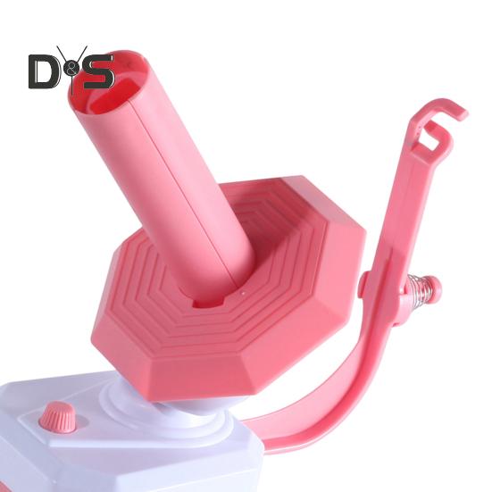 Elektrický navíječ příze s nastavitelnou rychlostí Kulový navíječ příze Nízká hlučnost Velkokapacitní stolní zásobník příze pro háčkování