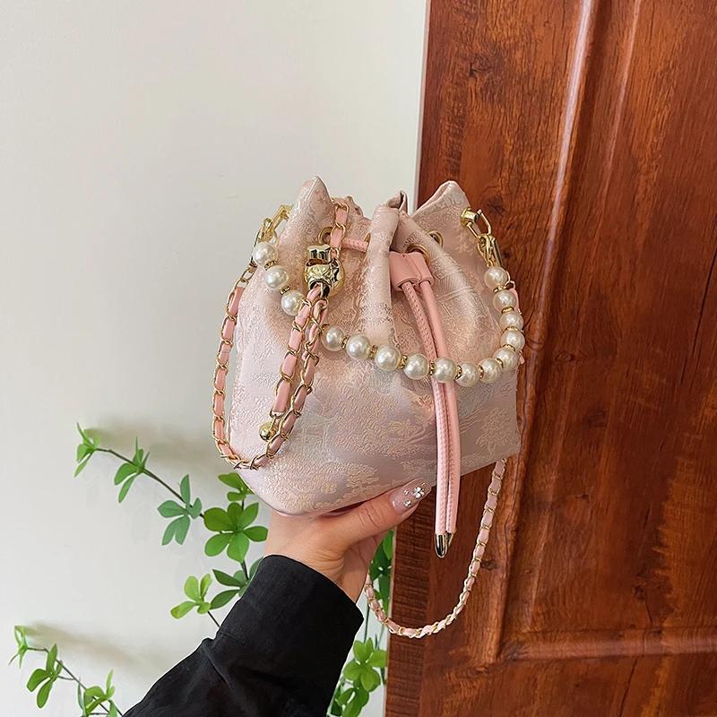 

Вышитая женская сумка-мешок в национальном стиле из прочного шнура, высокое качество, универсальная, элегантная, через плечо