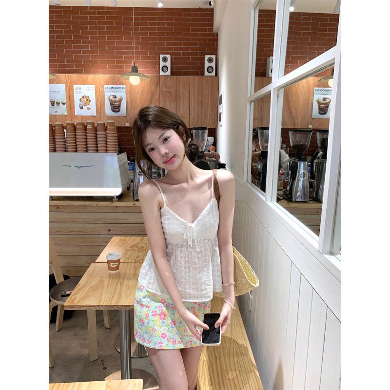

Fresh Floral Camisole & Mini Skirt Set Medium