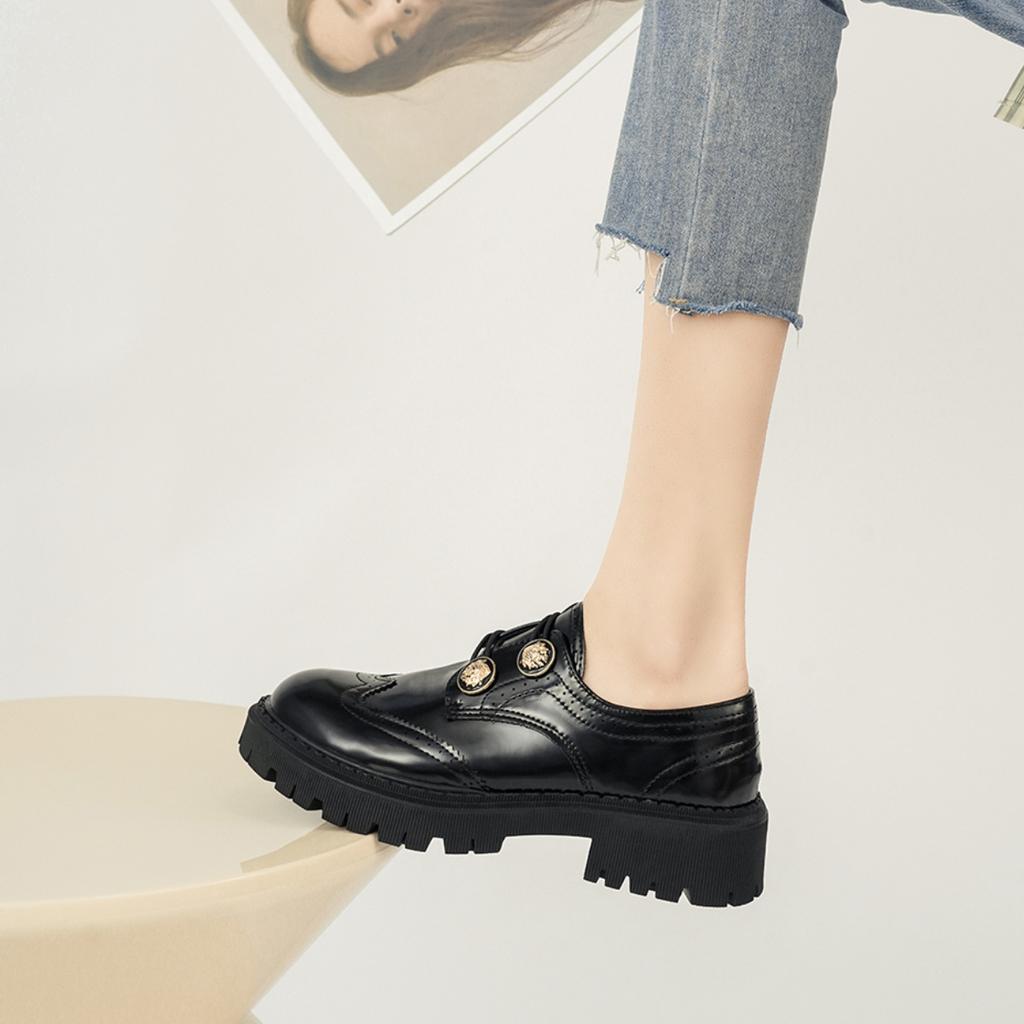 Brogue Carved Small Leather Shoes Women's Autumn and Winter Hepburn Style Small Gold Buckle Thick Bottom Retro British Loafers Genuine Leather Shoes