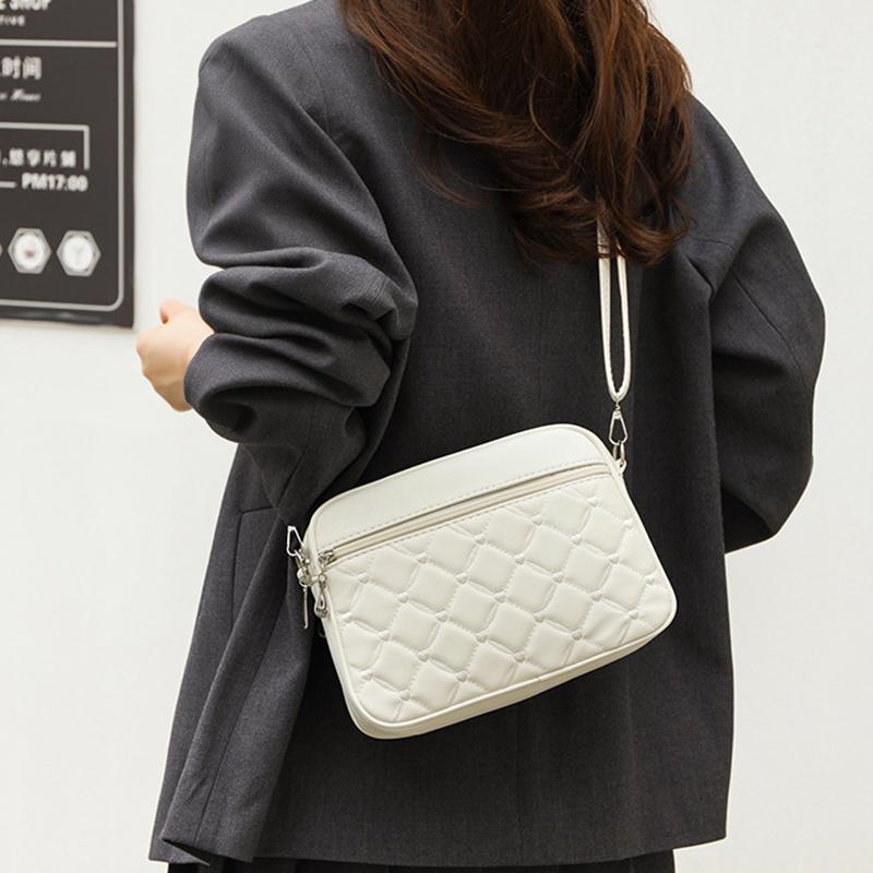 Women's Sling Shoulder Small Square Handbag Quilted Design PU Leather Crossbody Bag Versatile Messenger Bag