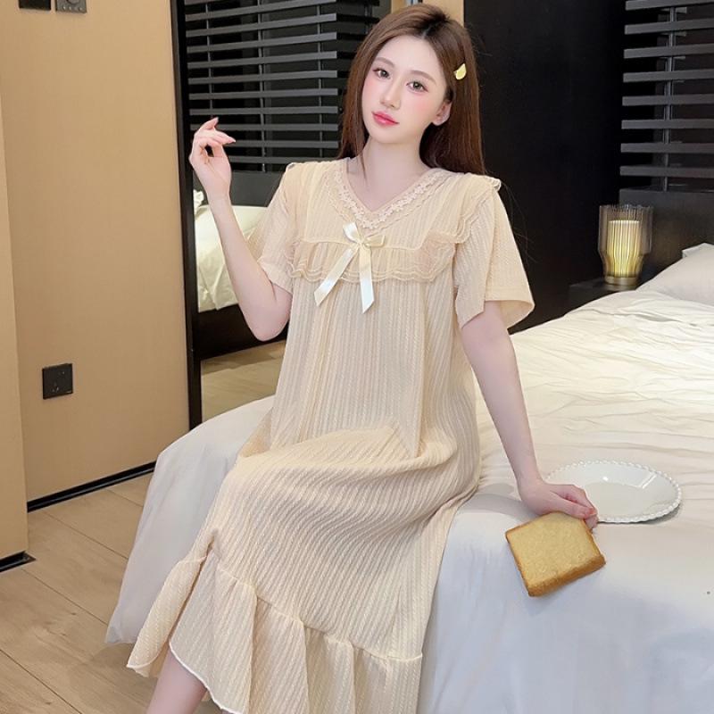 Women's Summer Short-Sleeve Princess Sleep Dress, Loose Plus Size, Comfortable Home Wear for 200 Jin.