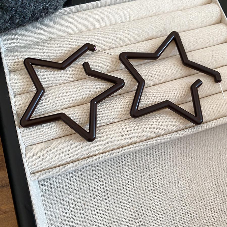 Европейские и американские геометрические серьги-звезды: Уникальные, Модные Акриловые Гвоздики с Ощущением Высокого Качества