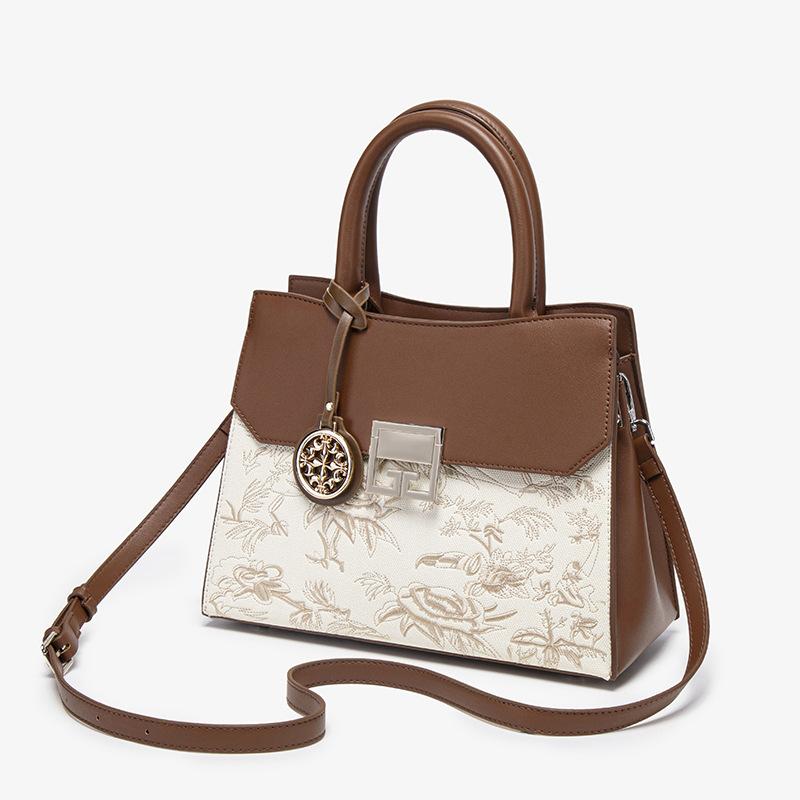 Versatile Portable Fashion Women'S Shoulder Messenger Bag Big Bag Summer