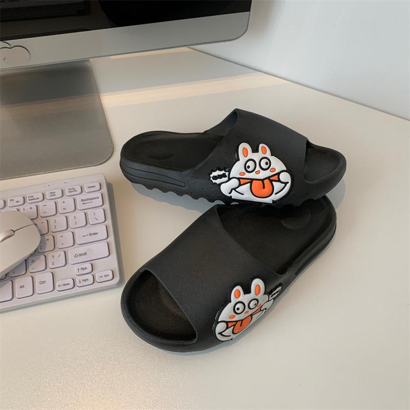 

2025 новые тапочки женские летние ins трендовые милые нескользящие домашние для ношения в помещении и на улице на толстой подошве женские тапочки лето 44-45