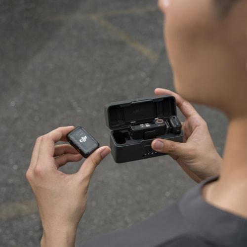 DJI Mic 2 Charging Case Supports Linking and Charging of Mic 2 Receivers and Transmitters