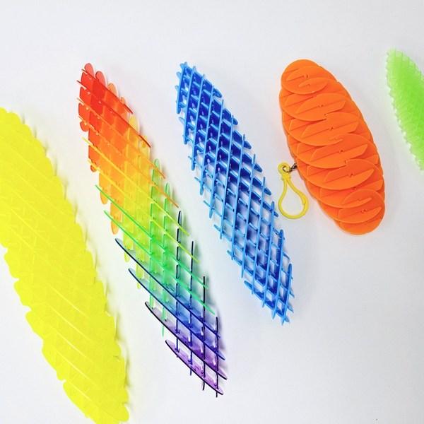 Honeycomb Fidget Toy Moving Fidget Worm, Korea Representative Board Game