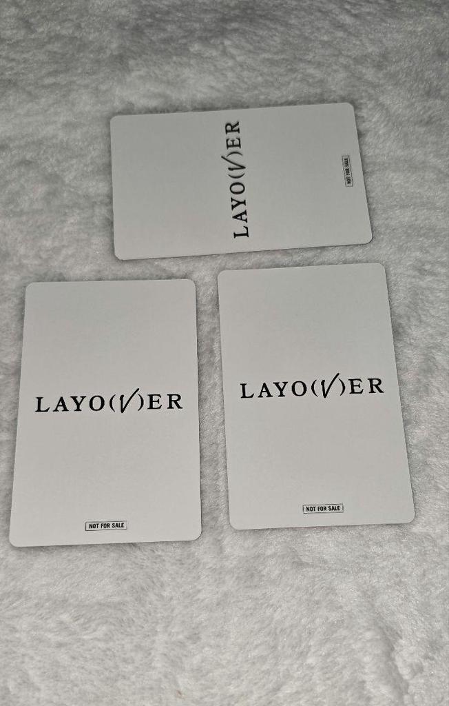 [USED] BTS V Layover Universal Lakidro Trading Cards 3 Pieces
