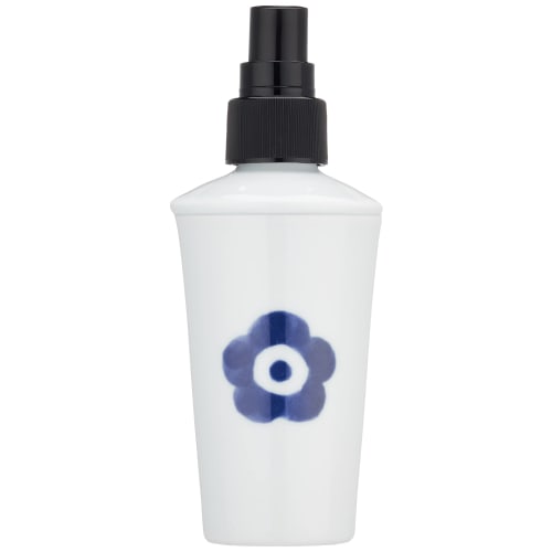 Hasami Ware "Delicious Low-Sodium Soy Sauce Spray" Blue Flower 303260C700