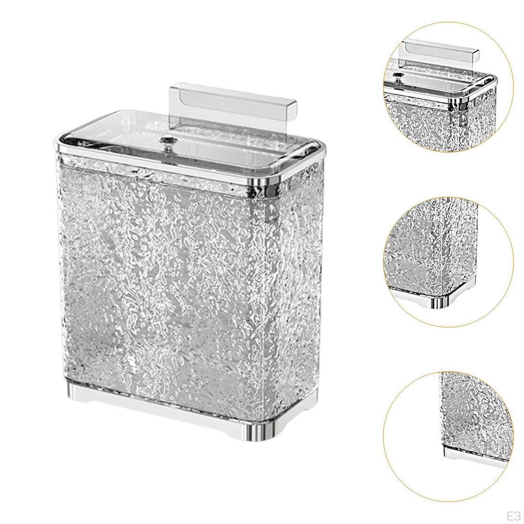 Kompaktní kuchyňský odpadkový koš s bezpečným uzávěrem pro organizaci skříněk