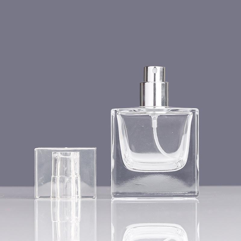 100ml 15-Hole Clear Glass Perfume Spray Bottle with Plastic Cap - Large Capacity & Portable