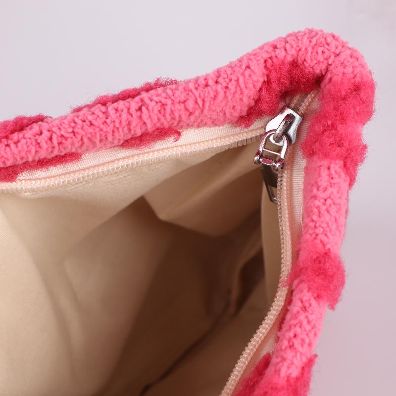 Plush Cute Love Makeup Bag Portable Skincare Product Lipstick Storage Bag Hand-Held Inner Bag Korean Brush Pencil Cases