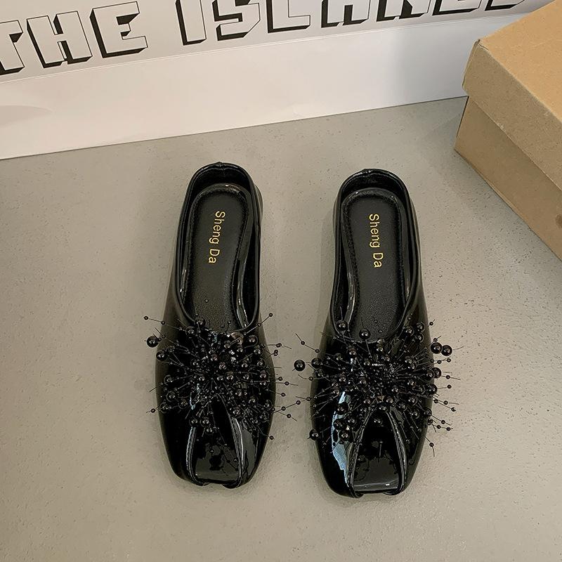 Baotou Versatile Flat-bottomed Slippers New Fashion Belt Casual Comfortable Transparent One-and-a-half Slippers Women's Summer Wear