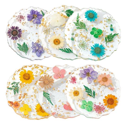 Handmade Resin Coaster Dried Flowers Cup Mat Heat-Resistant Clear Waterproof Table Protection Mat Unique Gift for Coffee Lovers Home Office Decor