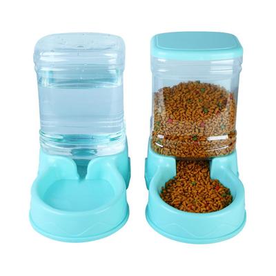 Perros – Proveedores de agua y alimento