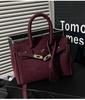  Stylish PU Tote Shoulder Bag for Women Large Capacity Retro Crossbody Bag for Daily Use