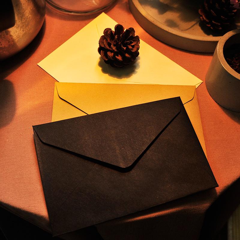 Retro Black Kraft Paper Envelope for Postcards White Kraft Paper, Triangle (11.4*16.2cm)