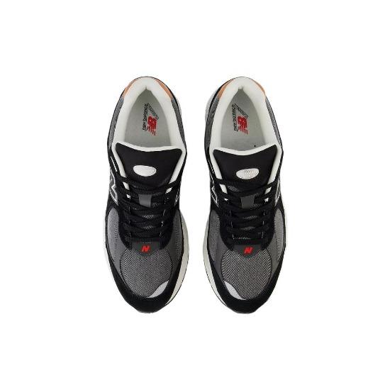 New Balance 2002R Black Sepia Unisex Sneakers Magnet M2002REB