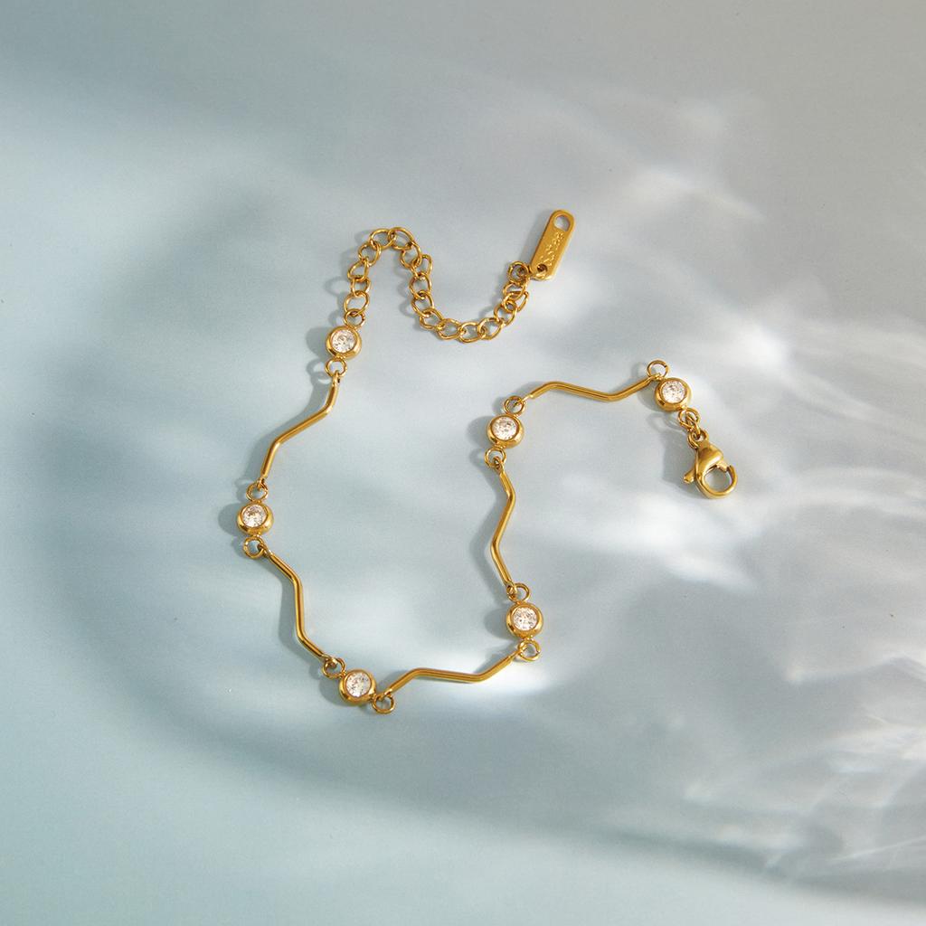 Gold Plated Layered Bracelet Set for Women, Cubic Zirconia & Wave Chain Jewelry, Elegant Stackable Gift for Birthday, Daily Wear