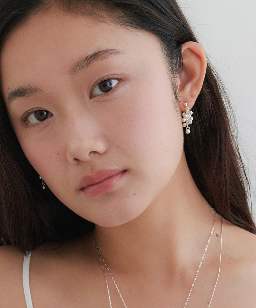 Obla Silver Grape Drop Earring Je077
