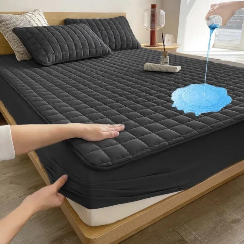 Waterproof High Quality Mattress Cover- Antimicrobial Hypoallergenic Mattress Protector, Noiseless Fitted Sheet Waterproof Thickened Mattress Pad