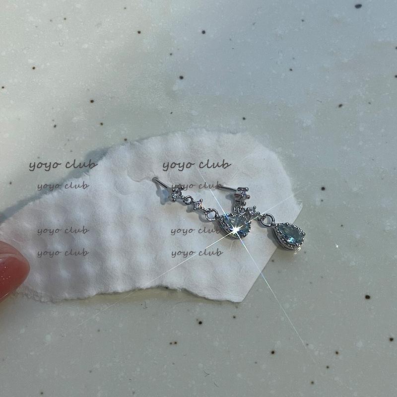 Lake Blue Color Water Drop Zircon Earrings For Women Exquisite Silver Color Shiny Crystal Stud Earring Sweet Party Jewelry Gifts