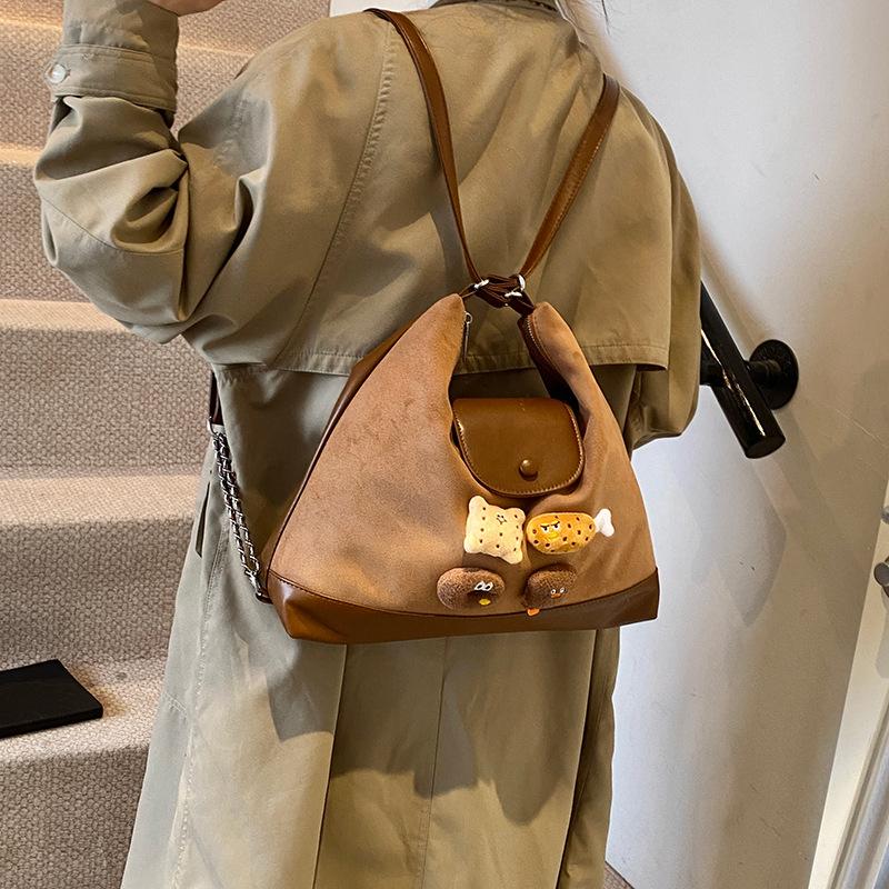 2025 new large-capacity commuter tote bag women's fashion versatile messenger backpack trendy shoulder bag
