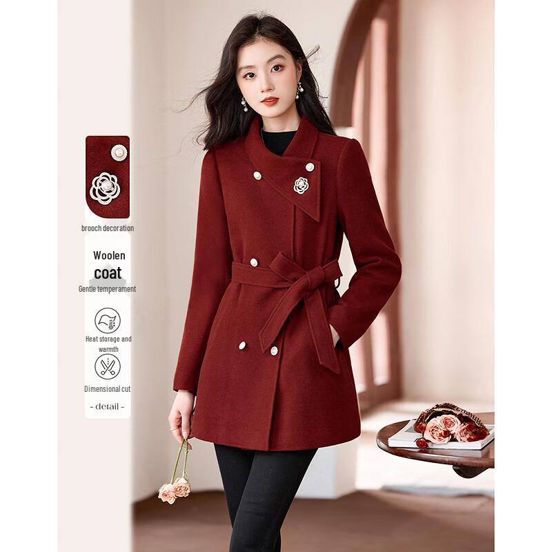 

Women s Niche Design Winter Coat with Brooch Decoration S