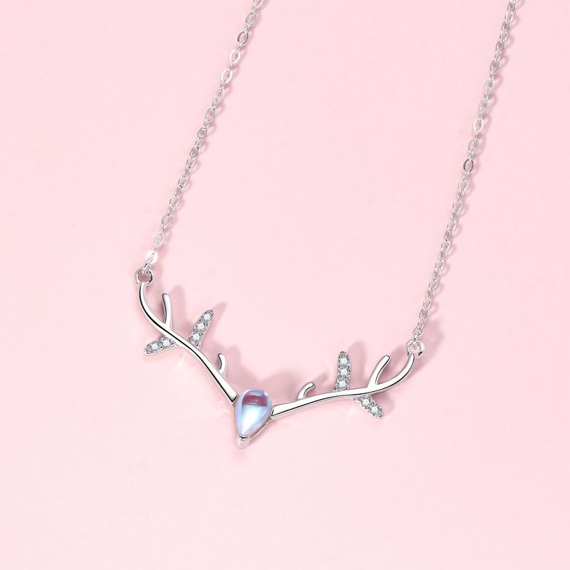 

Олень держит ваше ожерелье для девочек, высококачественный кулон в виде лося, модная универсальная цепочка на шею