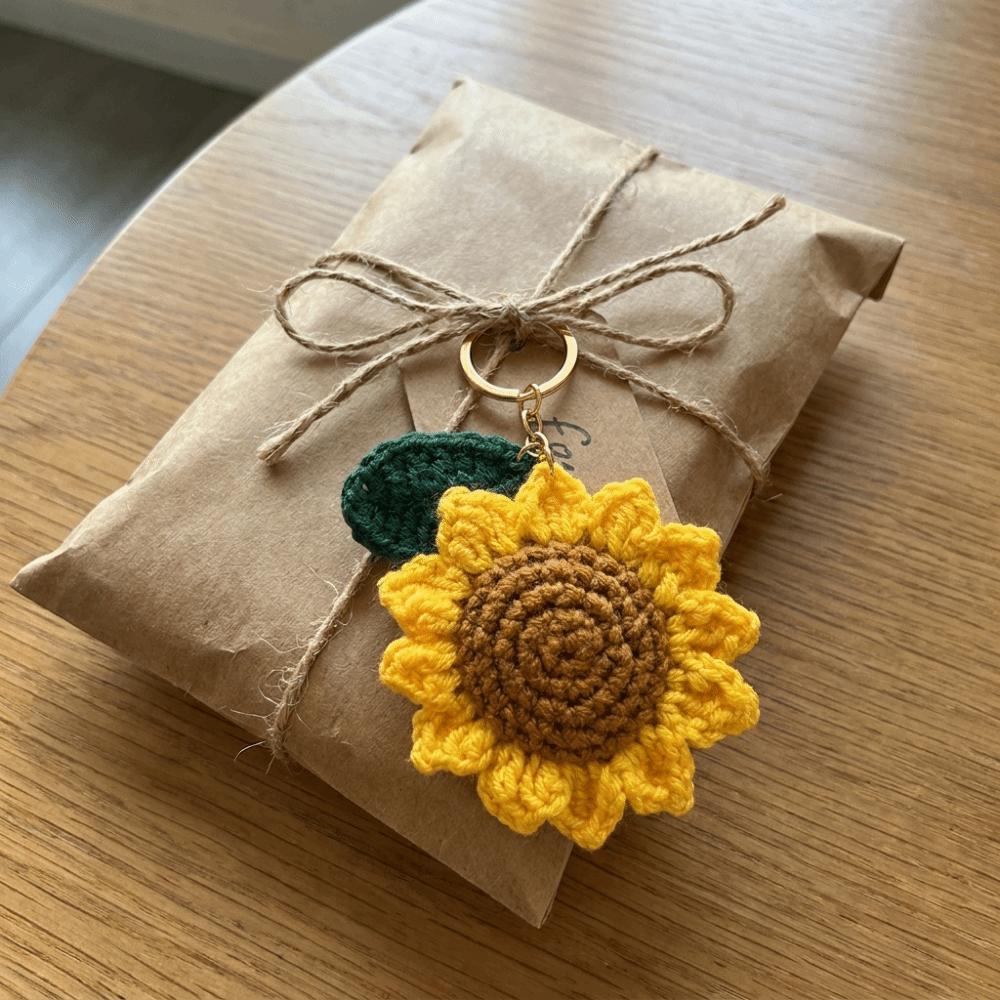 Cotton Crochet Sunflower Pendant Fabric Bag Lanyard Charm Cute Knitted Keychain Daily