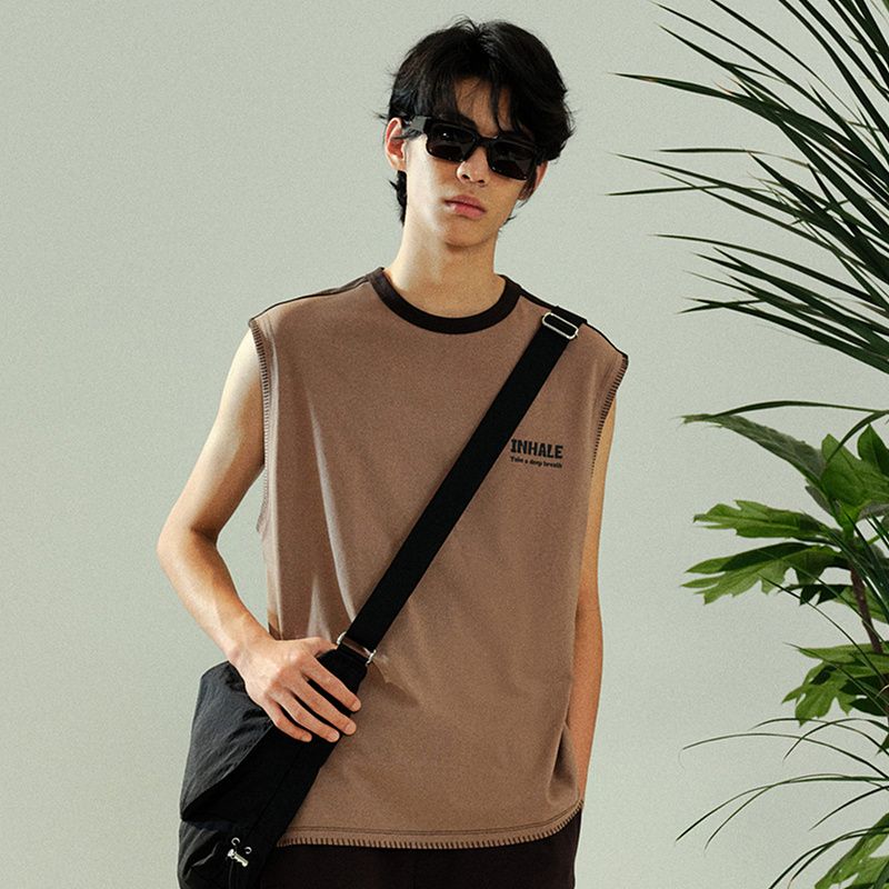 

Мужская жилетка HM 2025 Лето Новое поступление Принт Без рукавов Свободный Американский круглый вырез Повседневный топ 1288830