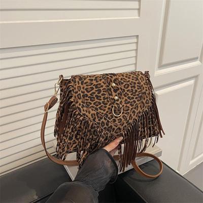 Casual Korean Style Tassel Shoulder Bag Solid Color PU Leather Suede Handbag Ethnic Style Bohemian Style Underarm Packs Travel