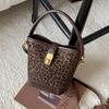 Niche Design Leopard Print Bucket Bag Women's 2025 New Retro Fashion Portable Commuter Bag Fashion Shoulder Messenger Bag